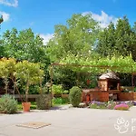 Garden House Vendégház 3*