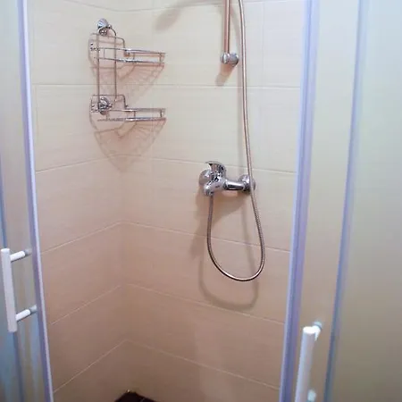 Πανσιόν Garden House 3*