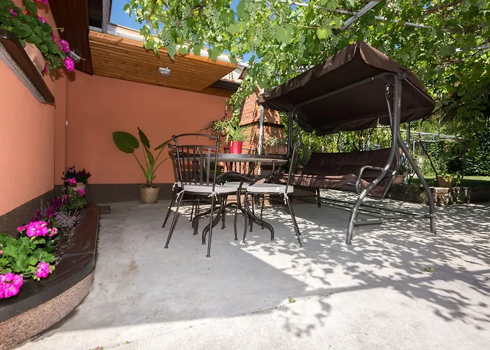 Pensjonat Garden House 3*