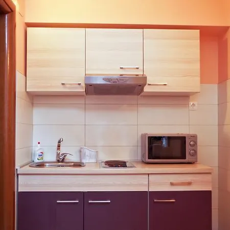 Garden House 3* 마툴지
