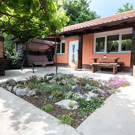 게스트하우스 Garden House 마툴지
