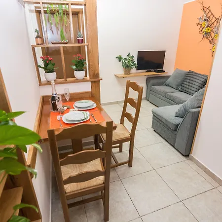 Garden House 3*